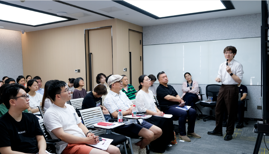 调解中心携手上海市劳动和社会保障学会酒店旅游分会成功举办“企业劳动用工全流程风险防控”业务论坛